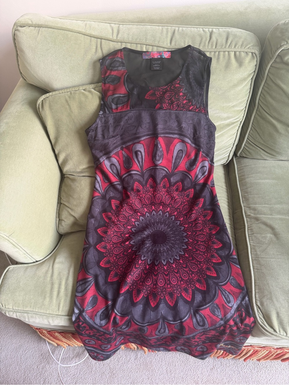 🗽Desigual Sleeveless Medallion-Print Dress - Red and Black